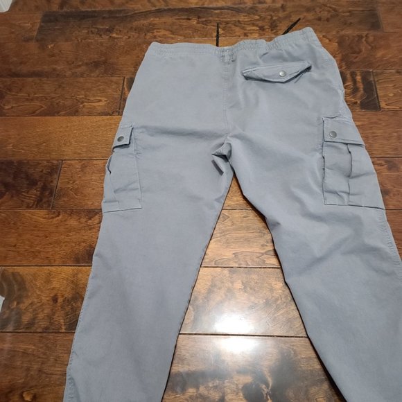 Men`s Cargo pant and sweat pants - Picture 5 of 7